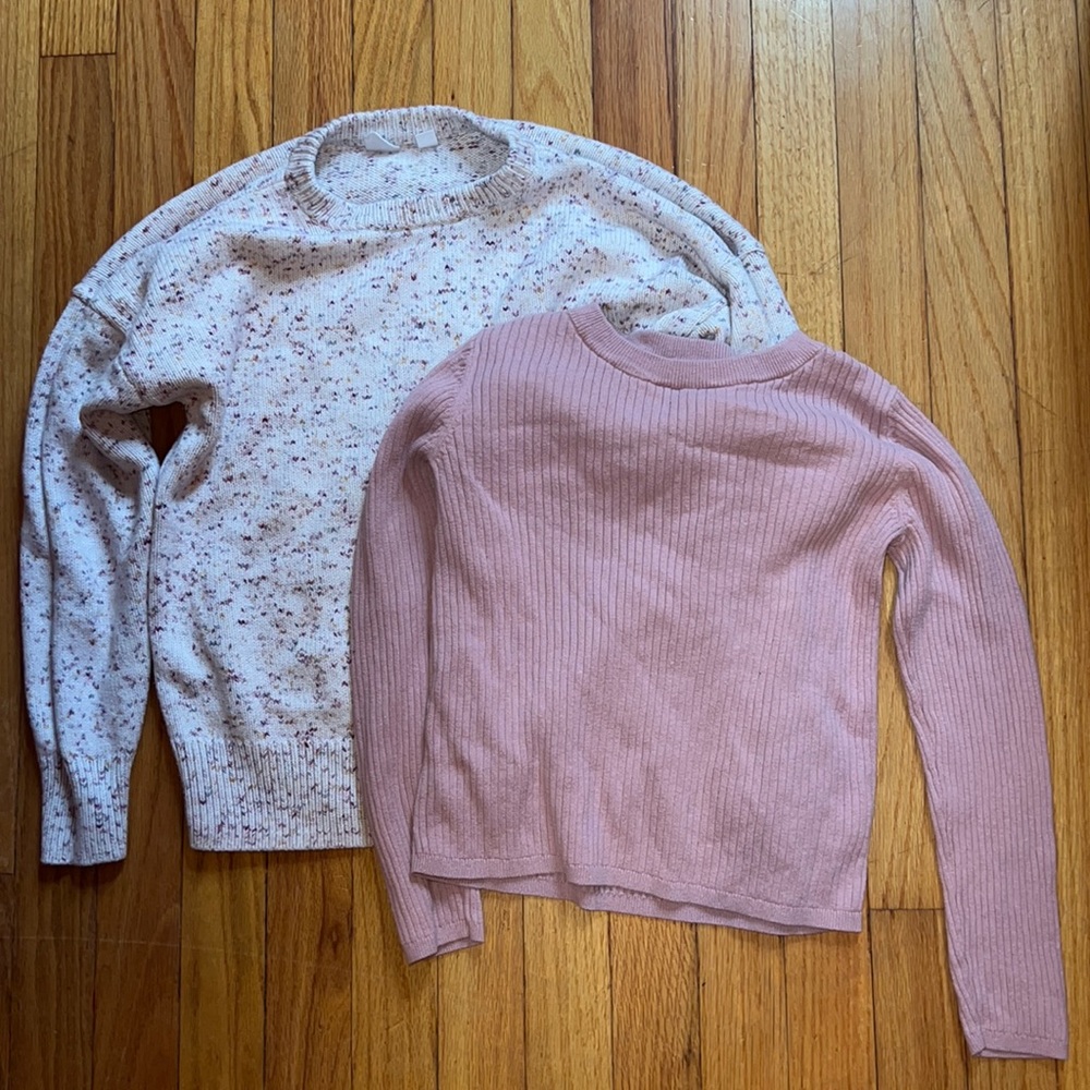 2 Gap sweaters size M(8)